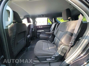 2023 Ford Explorer XLT - miniatura 13