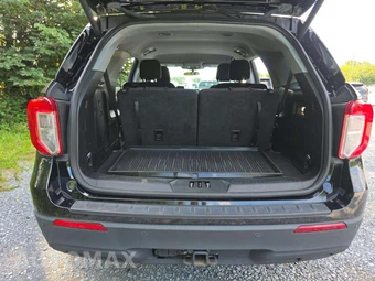 2023 Ford Explorer XLT - miniatura 15