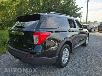2023 Ford Explorer XLT - miniatura 3