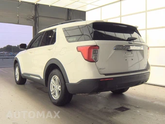 2023 Ford Explorer XLT – miniatura 2
