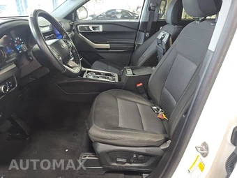 2023 Ford Explorer XLT – miniatura 5
