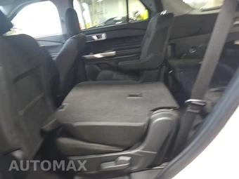 2023 Ford Explorer XLT – miniatura 9
