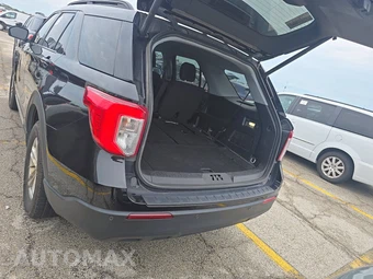 2023 Ford Explorer XLT - miniatura 17