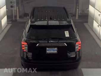 2023 Ford Explorer XLT - miniatura 5