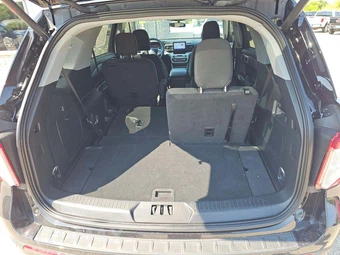 2023 Ford Explorer XLT - miniatura 14