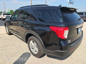 2023 Ford Explorer XLT - miniatura 2