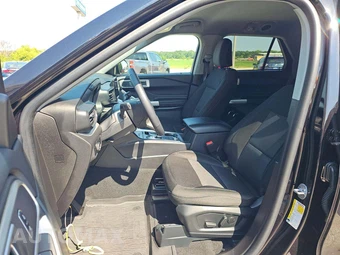 2023 Ford Explorer XLT - miniatura 6