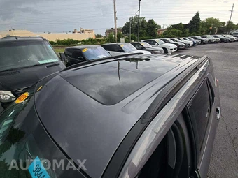 2023 Ford Explorer XLT - miniatura 12