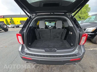 2023 Ford Explorer XLT - miniatura 15