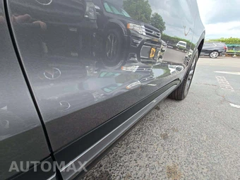 2023 Ford Explorer XLT - miniatura 24