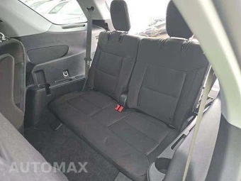 2023 Ford Explorer XLT - miniatura 15