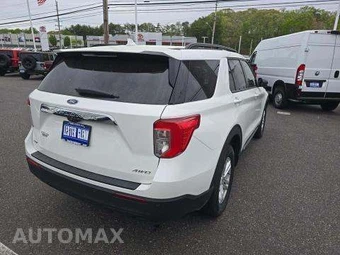 2023 Ford Explorer XLT - miniatura 4