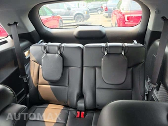 2023 Ford Explorer XLT - miniatura 14