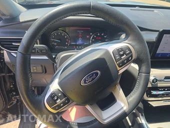 2023 Ford Explorer XLT - miniatura 10