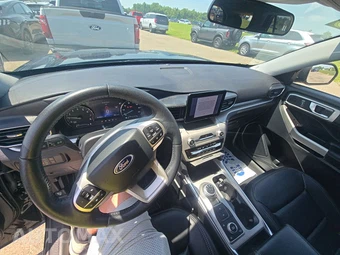 2023 Ford Explorer XLT - miniatura 11