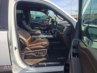 2023 Ford F-150 Hybrid King Ranch Crew Cab Short Bed - miniatura 18