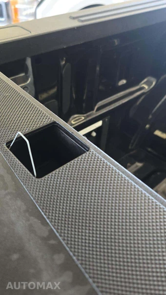 2023 Ford F-150 Hybrid LARIAT Crew Cab Medium Bed - miniatura 19