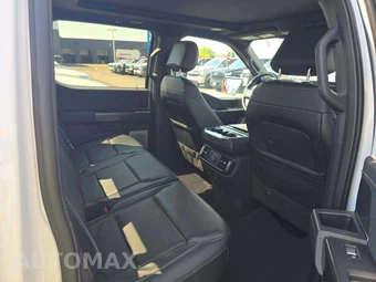 2023 Ford F-150 Hybrid LARIAT Crew Cab Short Bed - miniatura 16