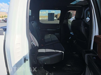 2023 Ford F-150 Hybrid LARIAT Crew Cab Short Bed - miniatura 16