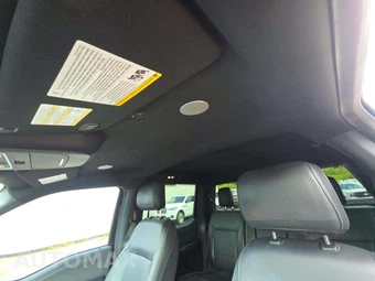 2023 Ford F-150 Hybrid LARIAT Crew Cab Short Bed - miniatura 8