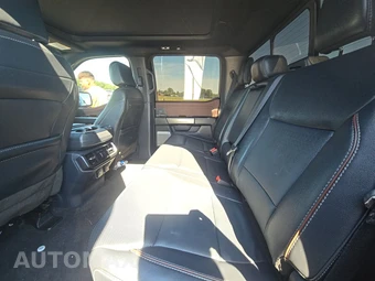 2023 Ford F-150 Hybrid LARIAT Crew Cab Short Bed - miniatura 9