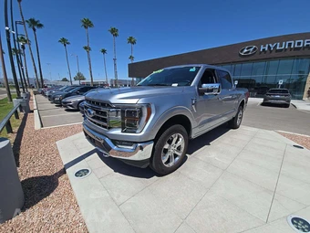 2023 Ford F-150 Hybrid LARIAT Crew Cab Short Bed