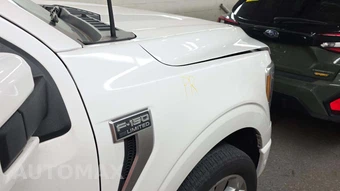 2023 Ford F-150 Hybrid Limited Crew Cab Short Bed - miniatura 19