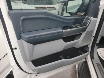 2023 Ford F-150 Hybrid Limited Crew Cab Short Bed - miniatura 23