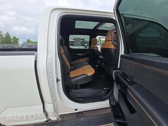 2023 Ford F-150 Hybrid Platinum Crew Cab Medium Bed - miniatura 13