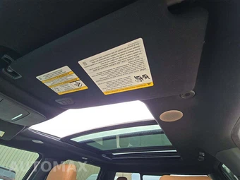 2023 Ford F-150 Hybrid Platinum Crew Cab Medium Bed - miniatura 8
