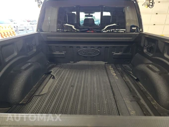 2023 Ford F-150 Hybrid Platinum Crew Cab Short Bed - miniatura 11