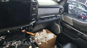2023 Ford F-150 Hybrid Platinum Crew Cab Short Bed - miniatura 35