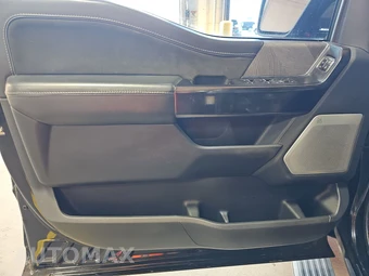 2023 Ford F-150 Hybrid Platinum Crew Cab Short Bed - miniatura 49