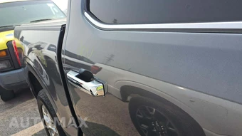 2023 Ford F-150 Hybrid Platinum Crew Cab Short Bed - miniatura 25