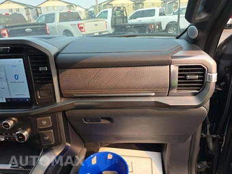 2023 Ford F-150 Hybrid Platinum Crew Cab Short Bed - miniatura 16