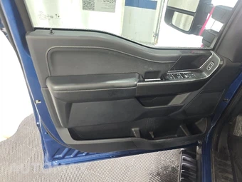 2023 Ford F-150 Hybrid XLT Crew Cab Medium Bed - miniatura 9