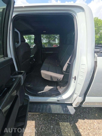 2023 Ford F-150 Hybrid XLT Crew Cab Medium Bed - miniatura 13