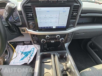2023 Ford F-150 Hybrid XLT Crew Cab Short Bed - miniatura 7