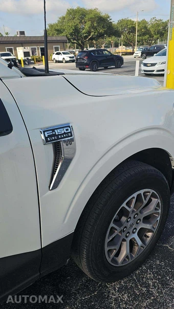 2023 Ford F-150 King Ranch Crew Cab Short Bed - miniatura 19