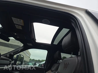 2023 Ford F-150 King Ranch Crew Cab Short Bed - miniatura 17