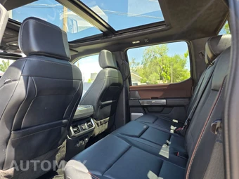 2023 Ford F-150 LARIAT Crew Cab Medium Bed - miniatura 30