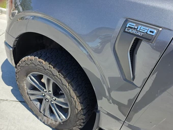 2023 Ford F-150 LARIAT Crew Cab Medium Bed - miniatura 4