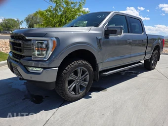 2023 Ford F-150 LARIAT Crew Cab Medium Bed - miniatura 41