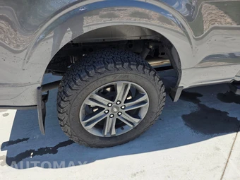 2023 Ford F-150 LARIAT Crew Cab Medium Bed - miniatura 45