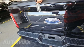 2023 Ford F-150 LARIAT Crew Cab Medium Bed - miniatura 32