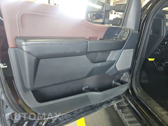 2023 Ford F-150 LARIAT Crew Cab Medium Bed - miniatura 9