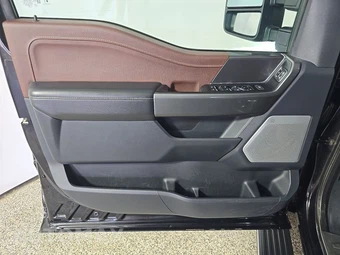 2023 Ford F-150 LARIAT Crew Cab Medium Bed - miniatura 9