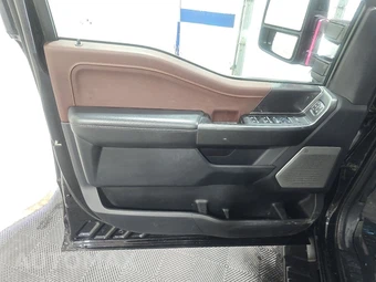 2023 Ford F-150 LARIAT Crew Cab Medium Bed - miniatura 9