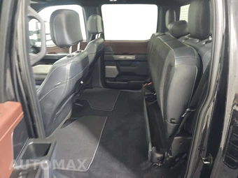 2023 Ford F-150 LARIAT Crew Cab Medium Bed - miniatura 13