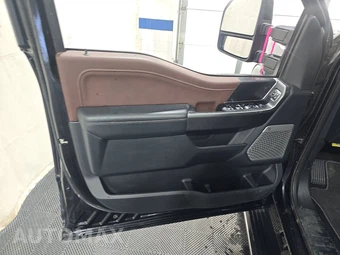 2023 Ford F-150 LARIAT Crew Cab Medium Bed - miniatura 9